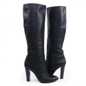 FENDI t 37 black grained leather boots