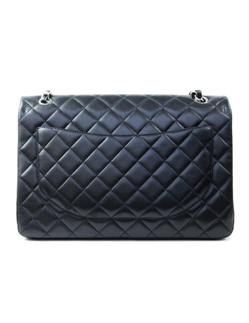 Sac Maxi jumbo CHANEL cuir d'agneau lisse