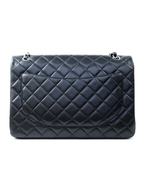 Sac Maxi jumbo CHANEL cuir d'agneau lisse
