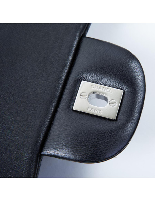 Sac Maxi jumbo CHANEL cuir d'agneau lisse