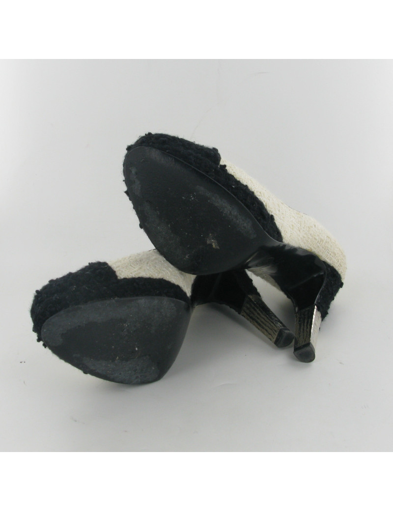 Escarpins tweed bicolore CHANEL