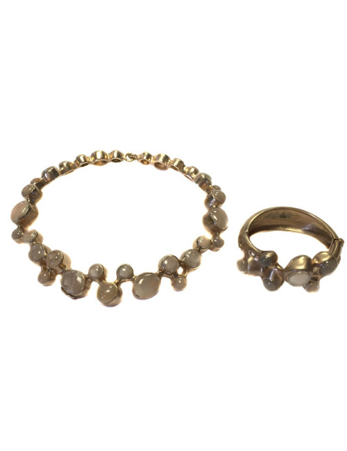 CHANEL "Paris-Bombay" necklace and bracelet set