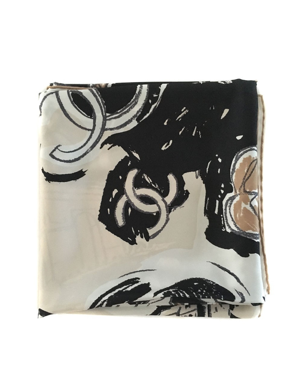 Foulard CHANEL "Paris" en soie beige et noir