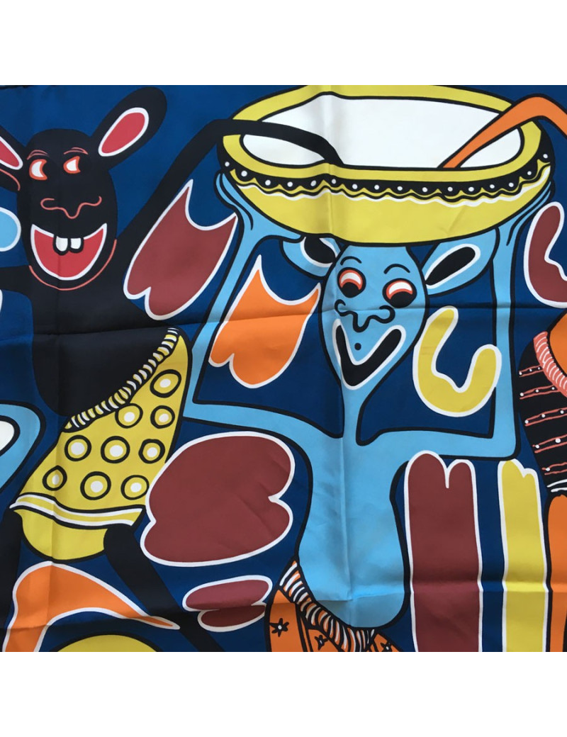 Carré HERMES "Lilanga" en soie bleu