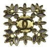 Brooch purple CHANEL in glass and gold metal