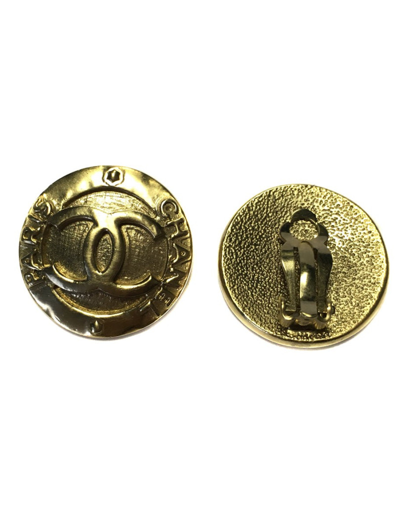 Boucles d'oreille clips CHANEL en métal doré