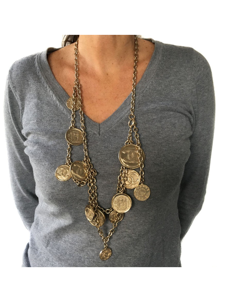 Belt necklace CHANEL pieces