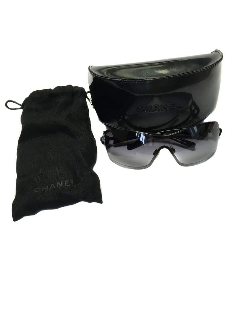 CHANEL sunglasses