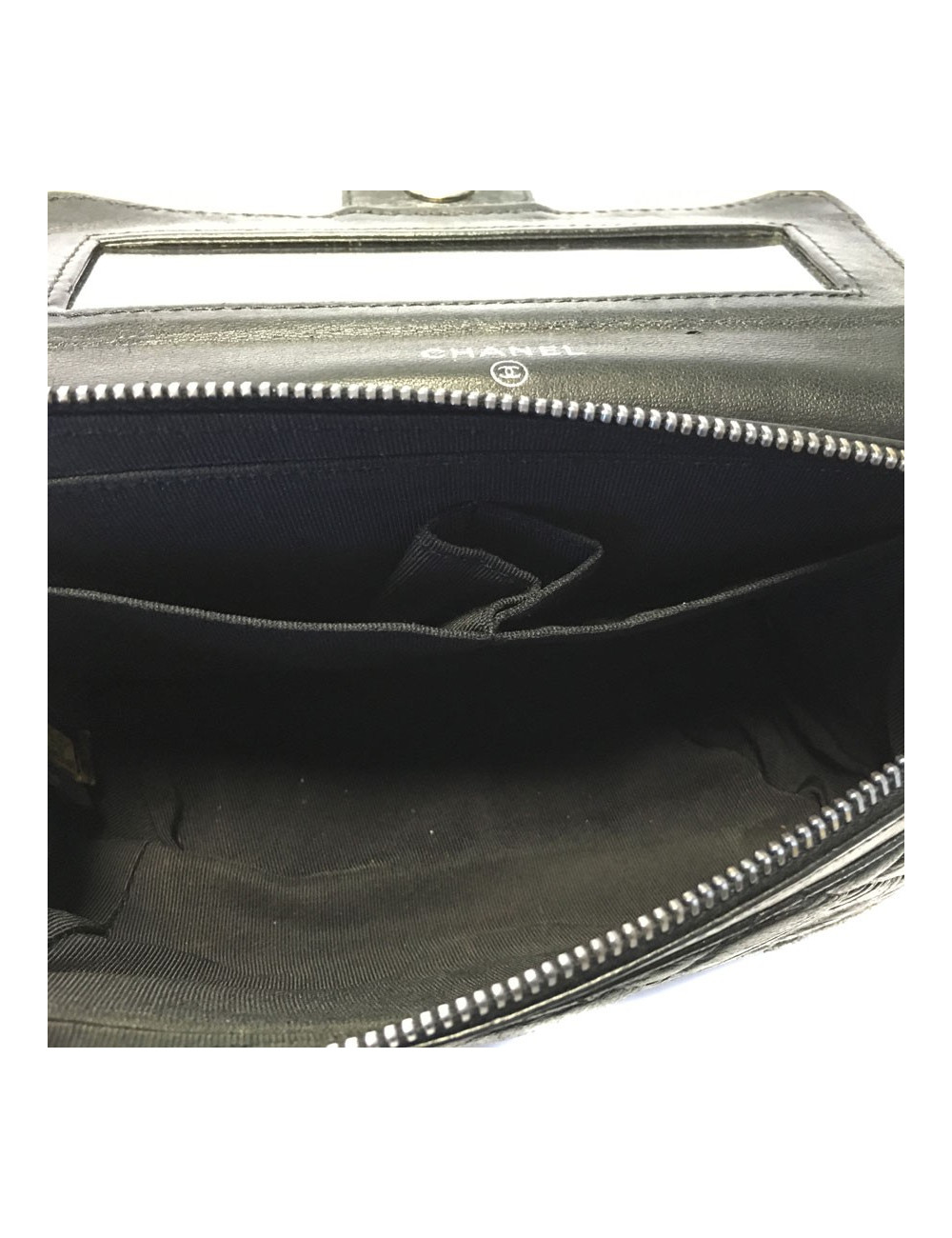 CHANEL quilted black leather pouch