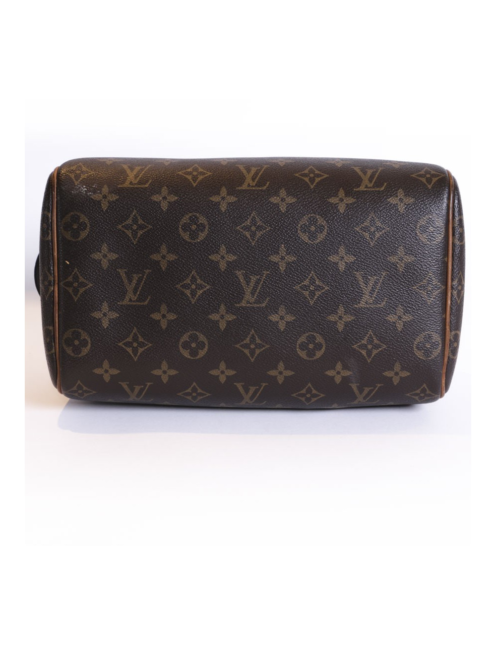 LOUIS VUITTON monogram toiletry