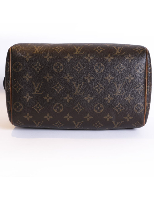 LOUIS VUITTON monogram toiletry