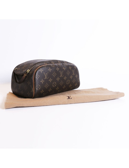 LOUIS VUITTON monogram toiletry
