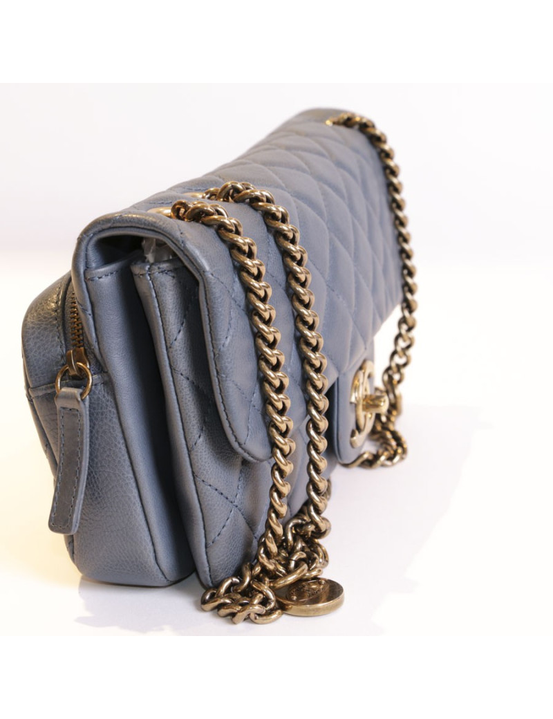Sac CHANEL cuir bleu 