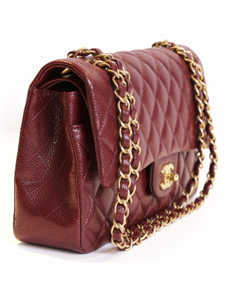 Timeless CHANEL bordeaux caviar leather bag
