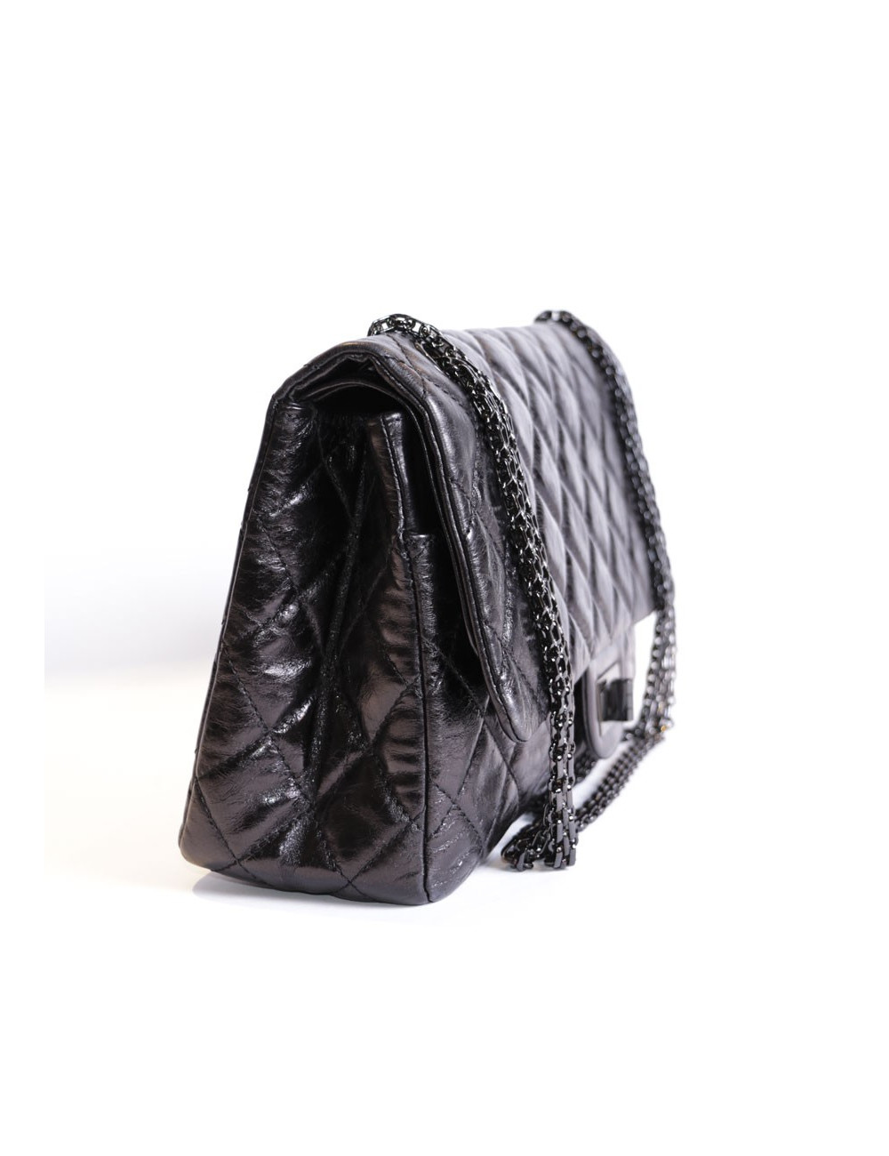 Sac 2.55 CHANEL cuir verni vieilli "so black"