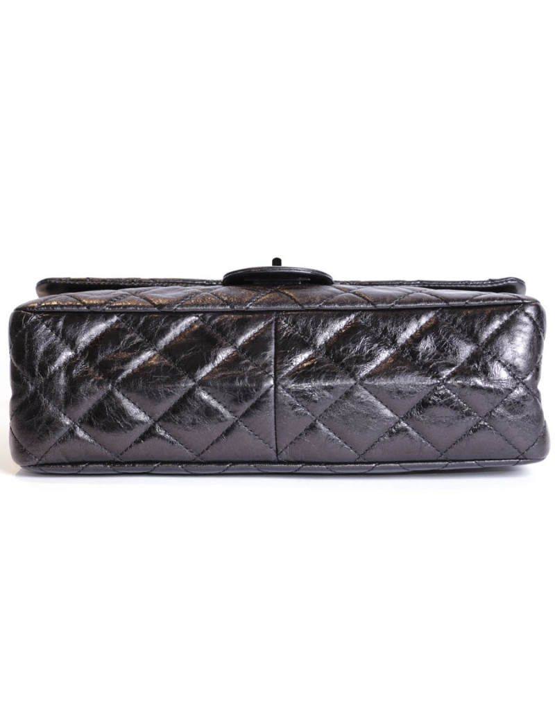 Sac 2.55 CHANEL cuir verni vieilli "so black"