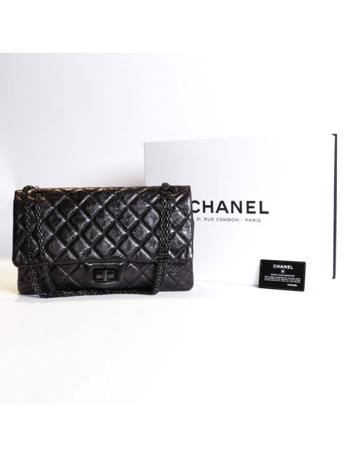 Sac 2.55 CHANEL cuir verni vieilli "so black"