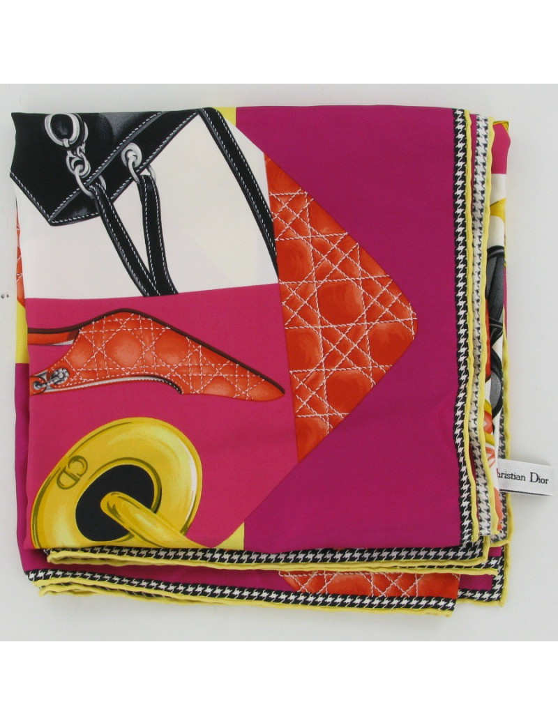 Carré CHRISTIAN DIOR