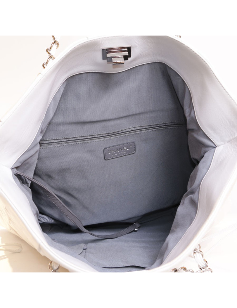 sac CHANEL cuir blanc