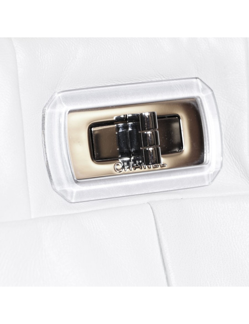 CHANEL tote bag in white leather