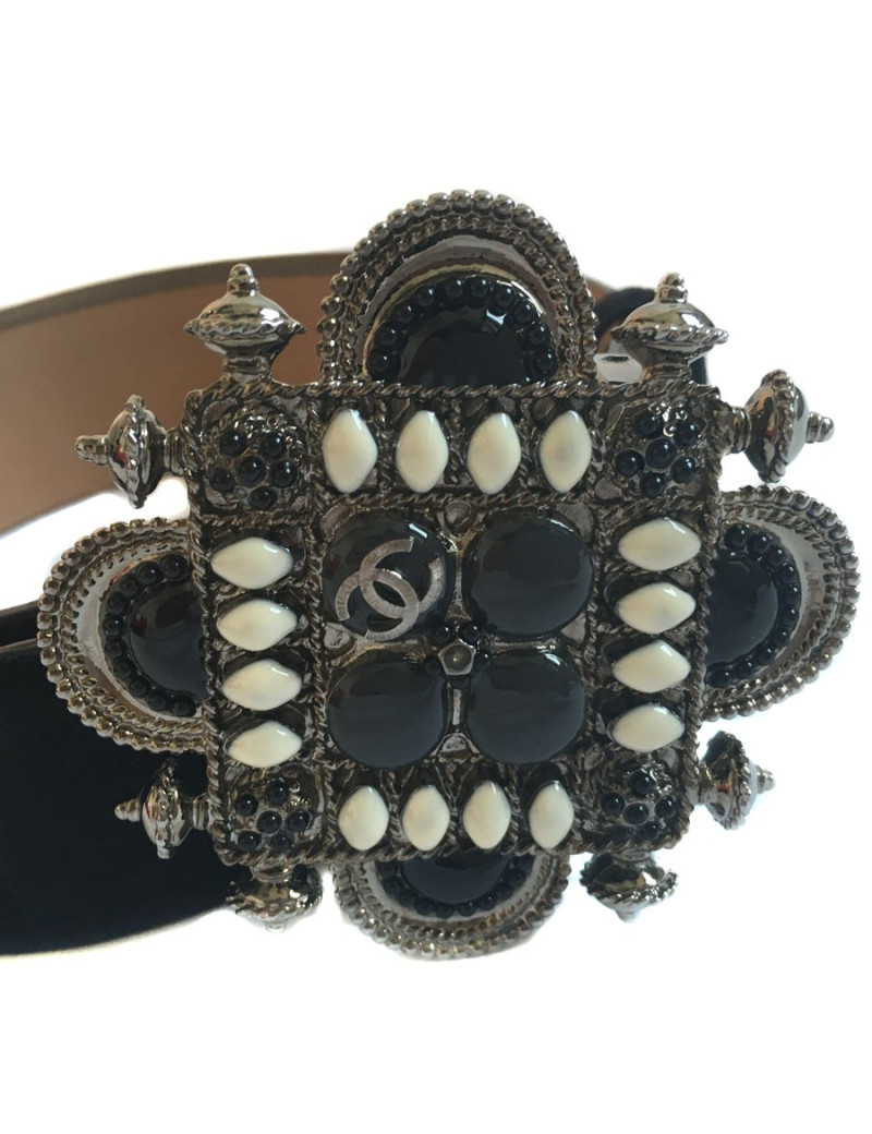 CHANEL T 80 ivory, gray and black jewel buckle belt