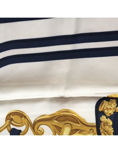 AUCTION square "Brides de Gala" in silk blue white