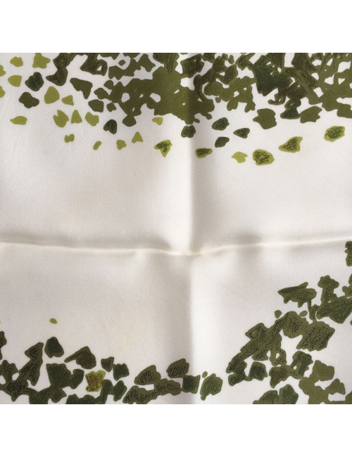 Square three leaves Hermes silk white and green
