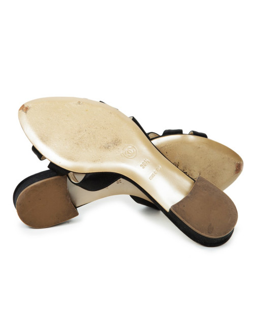 Mules Couture CHANEL T 38.5 black silk satin