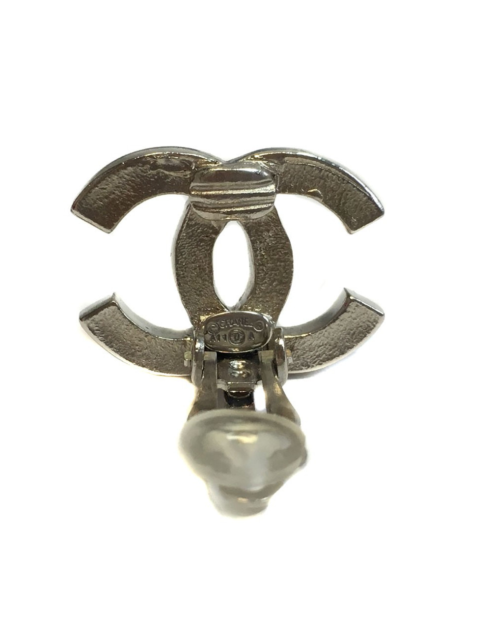 Boucles d'oreille clips CHANEL en métal argenté