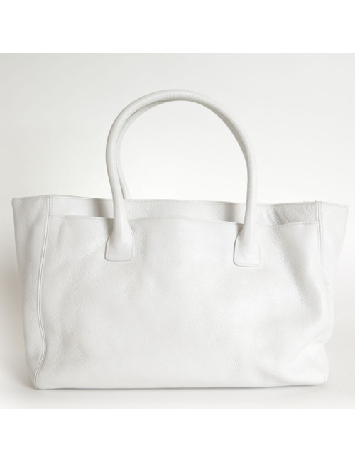 Sac CHANEL en cuir grainé blanc
