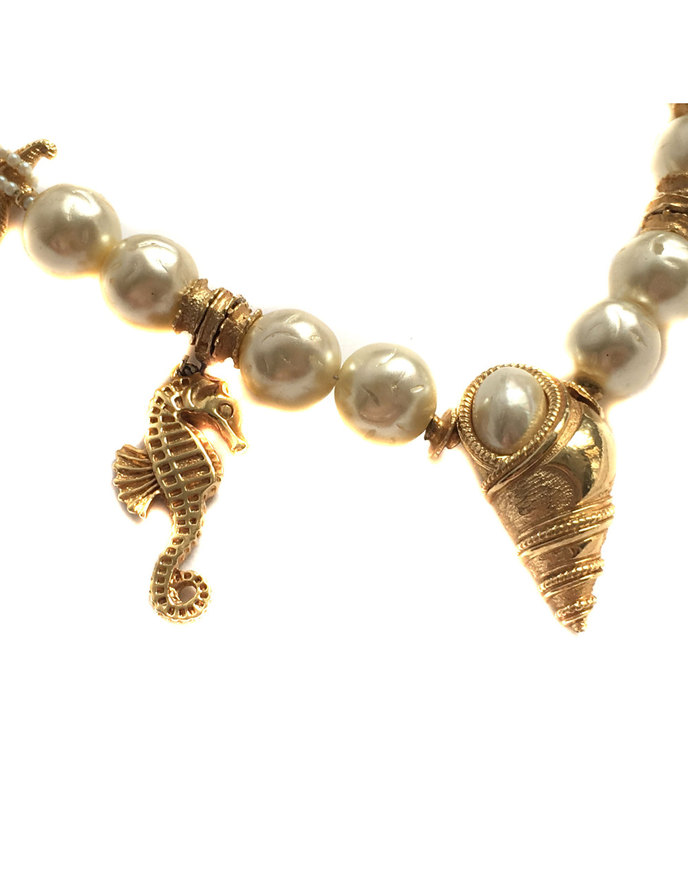 Sautoir CHRISTIAN DIOR perles nacrées et coquillages