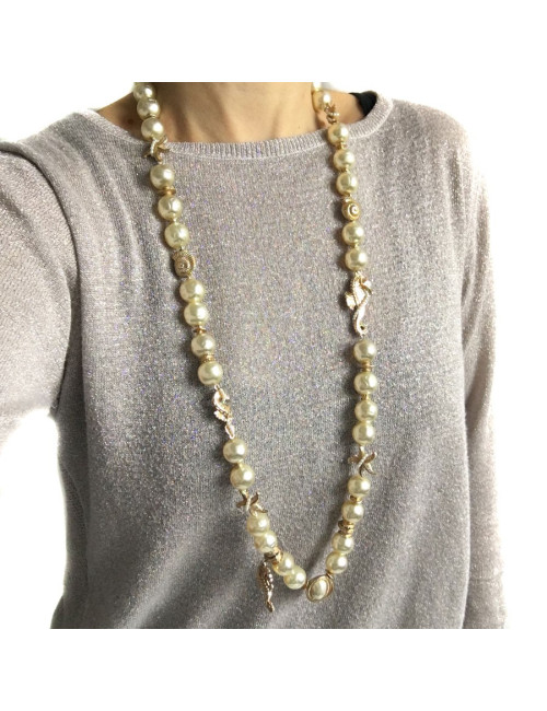 Sautoir CHRISTIAN DIOR perles nacrées et coquillages