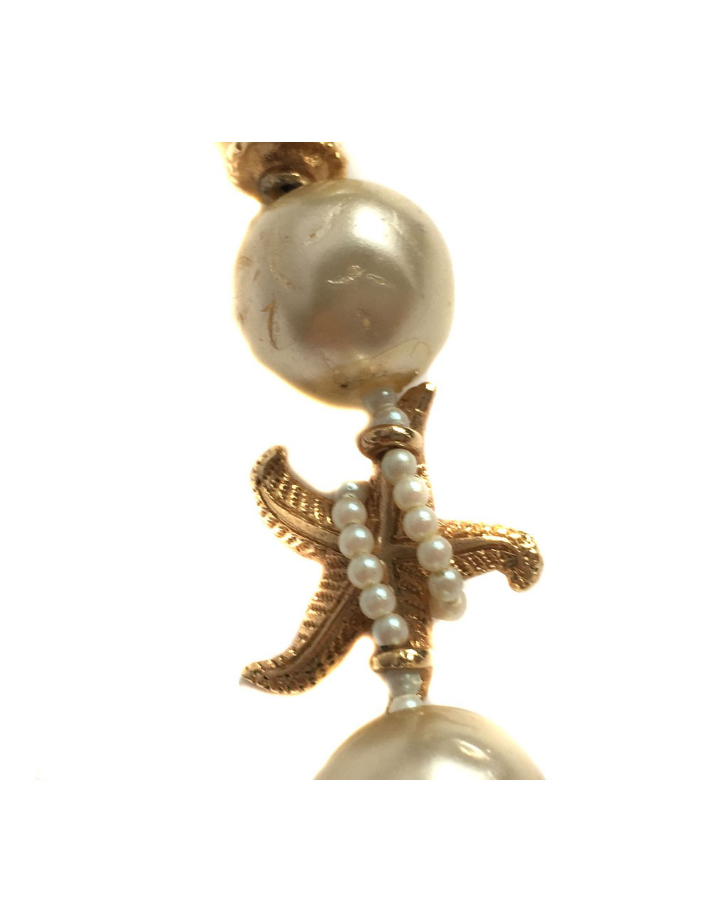 Sautoir CHRISTIAN DIOR perles nacrées et coquillages