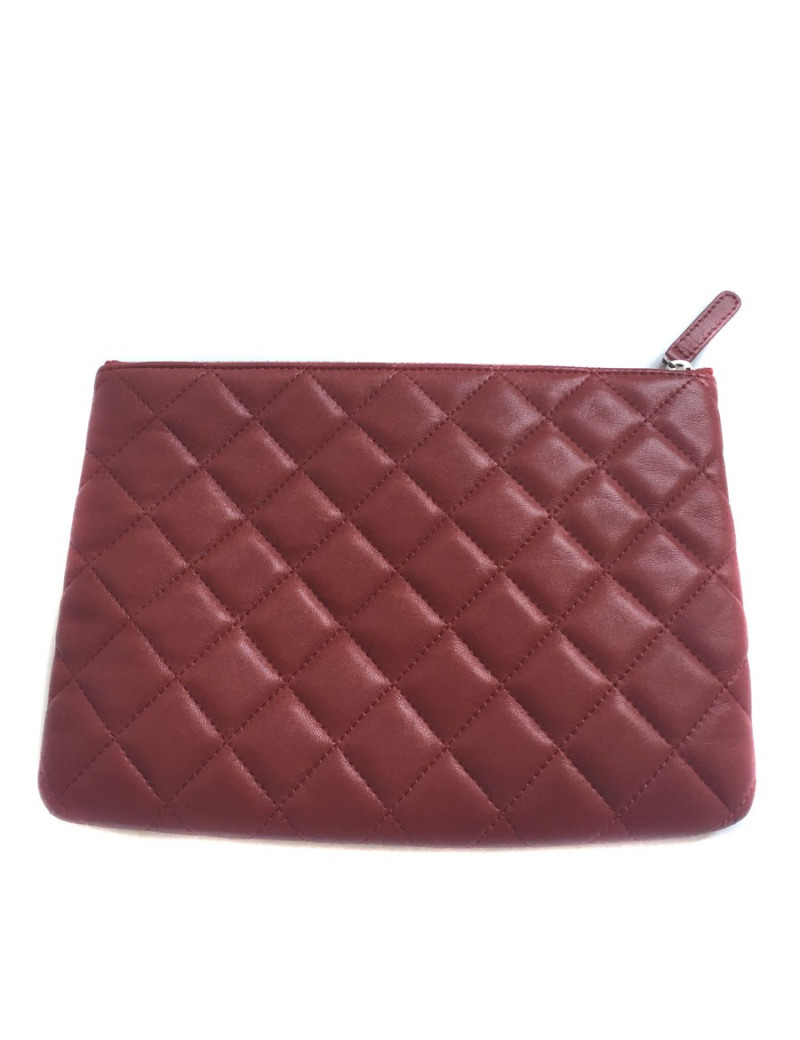 CHANEL Burgundy quilted leather pouch