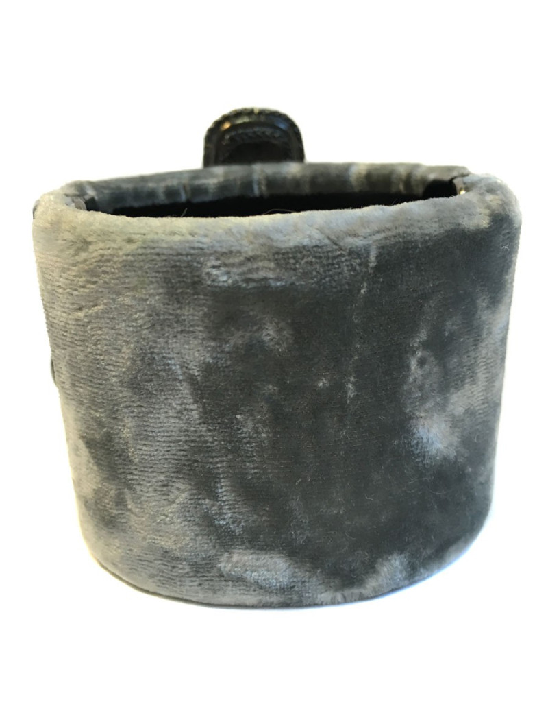 Manchette CHANEL velours gris et pâte de verre