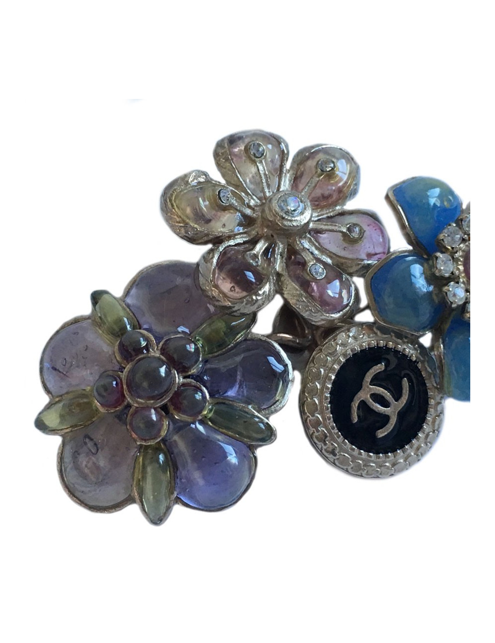 Broche Couture CHANEL en pâte de verre