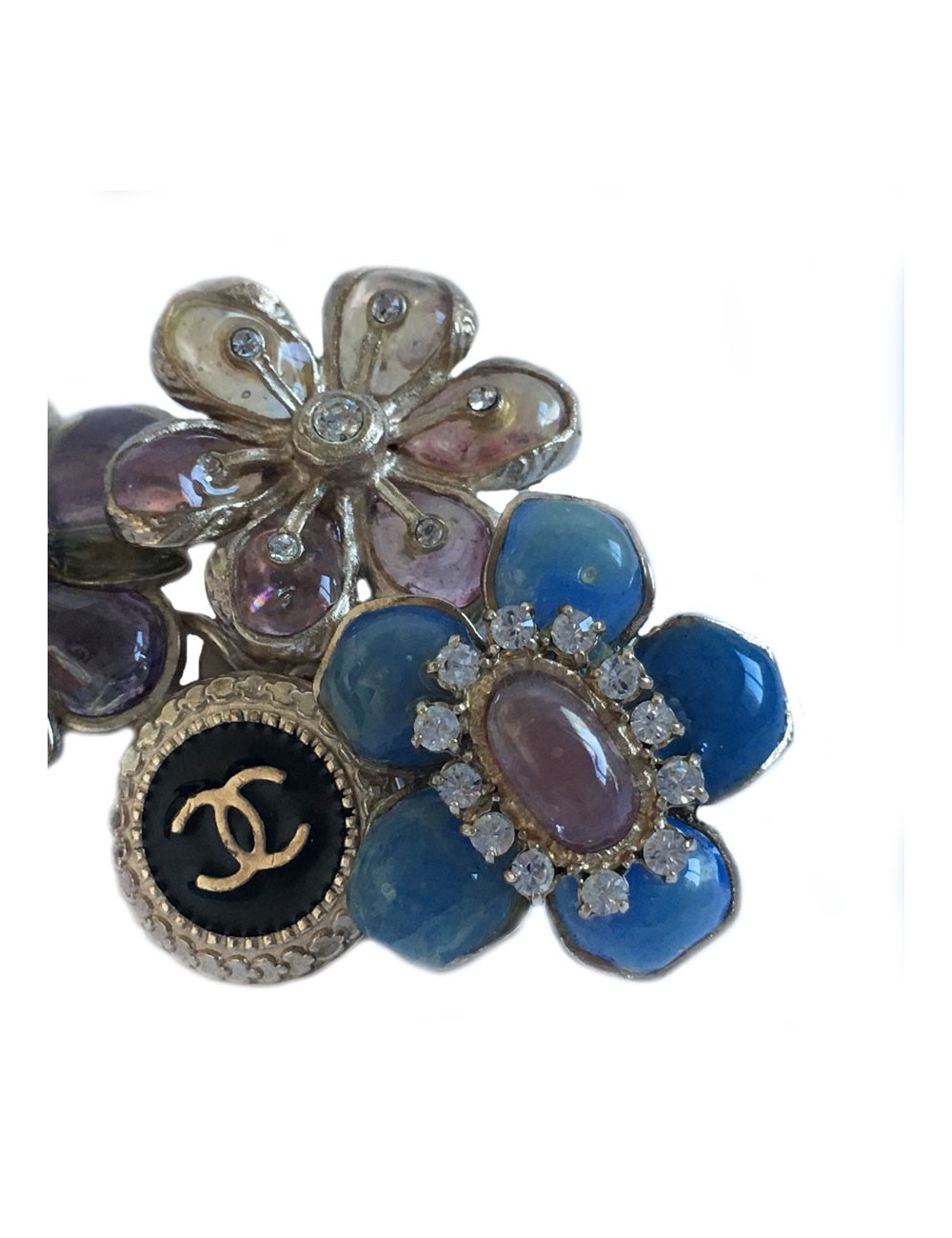 Couture CHANEL brooch in molten glass, rhinestones and black enamel