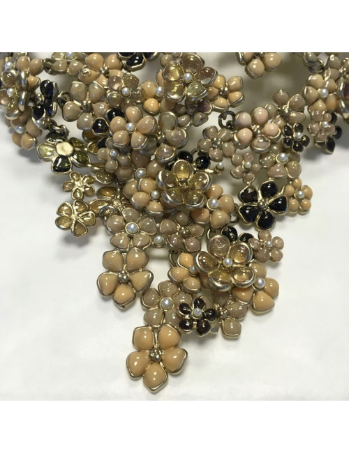 Collier plastron CHANEL fleurettes