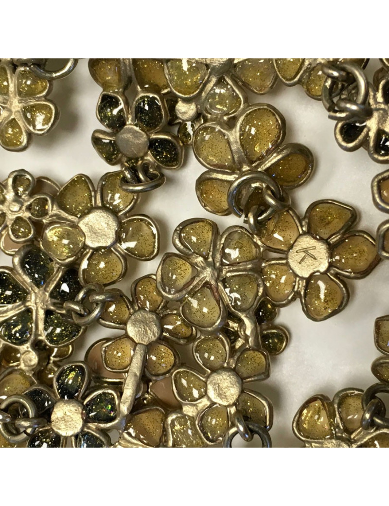 Collier plastron CHANEL fleurettes