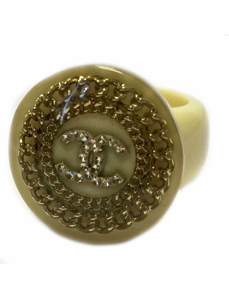 Bague CHANEL T53  crème avec inclusions de chaînes et CC en strass
