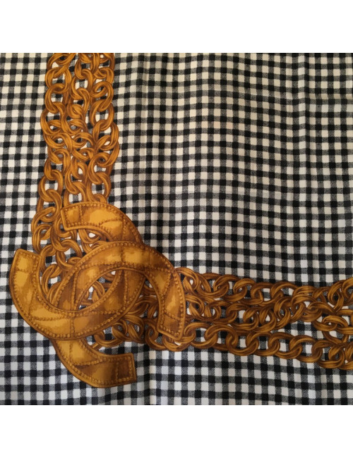 Carré en soie CHANEL Collector