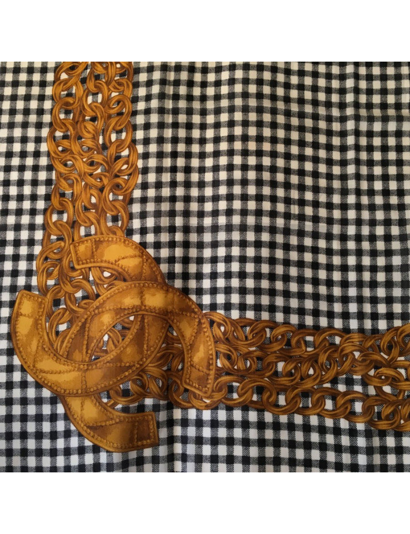 Square silk CHANEL Collector