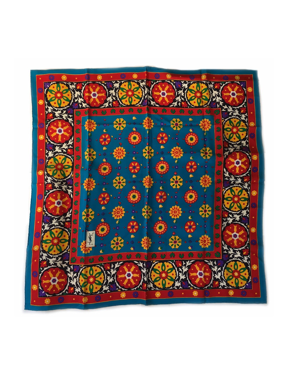 Carré de soie YVES SAINT LAURENT vintage