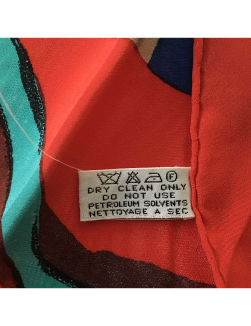 Grand carré en soie CHRISTIAN LACROIX