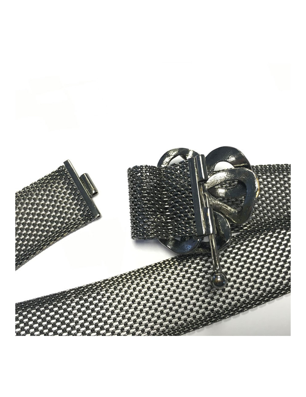 Ceinture CHANEL en maille argent noirci et camélia