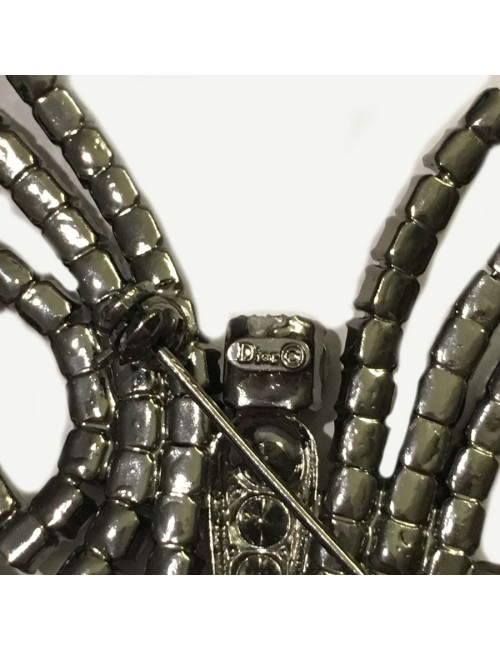 Grande broche DIOR papillon en ruthénium et perles nacrées grises