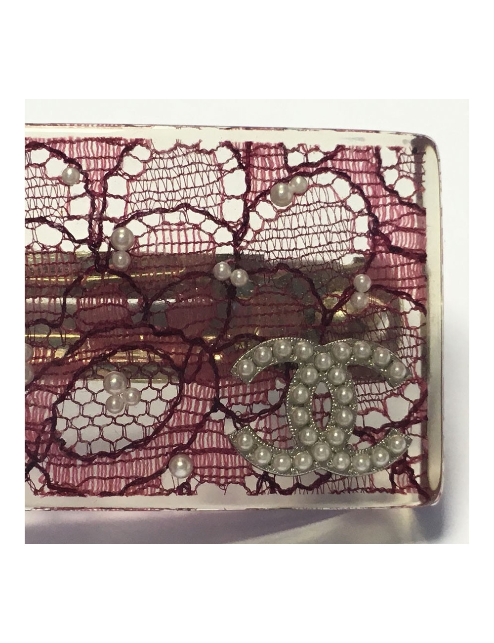 Barrette hair CHANEL inclusion of pink lace and Pearly beads