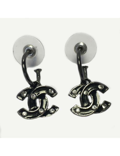 Boucles d'oreille clous Chanel 