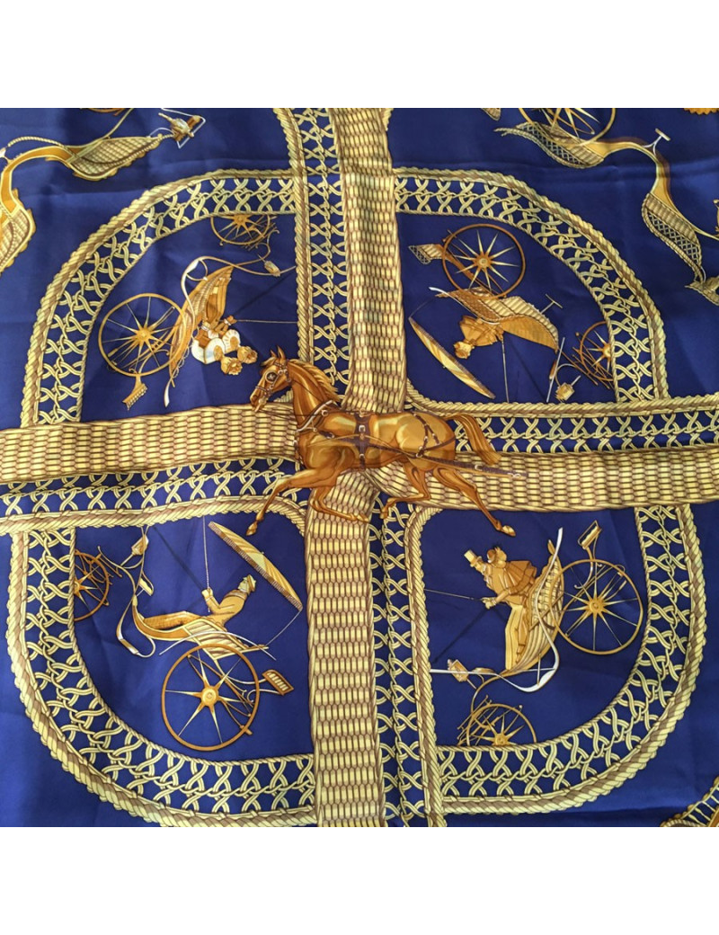 Carré de soie HERMES "Voitures paniers" bleu et or