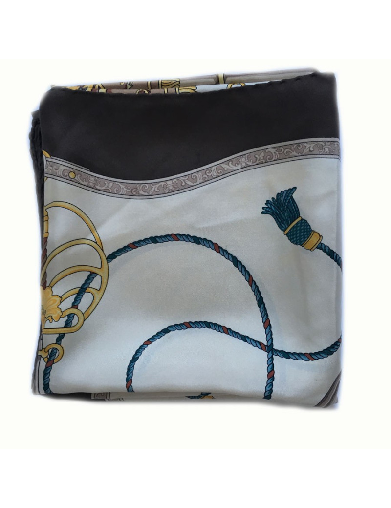  Foulard CELINE "Un nom, un style" en soie